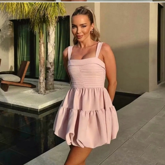 NWT POWDERY LIGHT PINK DRAPED BALLOON MINI DOLL DRESS - Picture 7 of 15